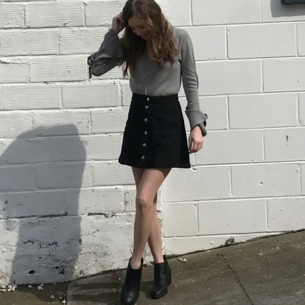 NWT H&M High Waist Button Front A-Line Denim Mini Skirt (Black) - 0